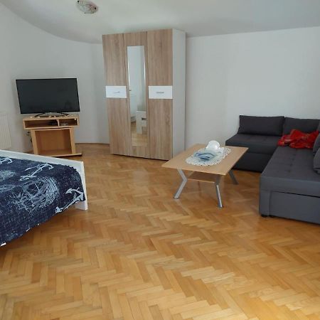 Apartments "Jope I Toni" 比奥格勒·纳·莫鲁 外观 照片